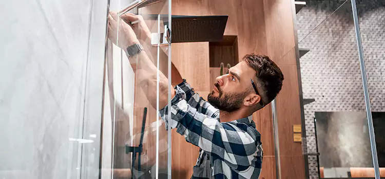 Replace Shower Doors with Frameless Lynwood