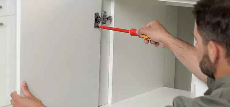 Screen Door Hinge Repair Lynwood